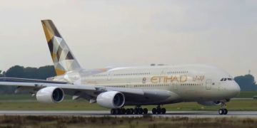 Etihad Airways вводит новые правила для сокращения вредных выбросов