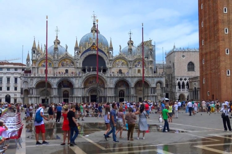 Музеи Венеции предлагают ретроспективу корейского художника