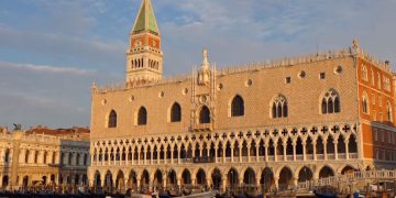 В базилике Сан-Джорджо Маджоре (Венеция) открылась новая выставка