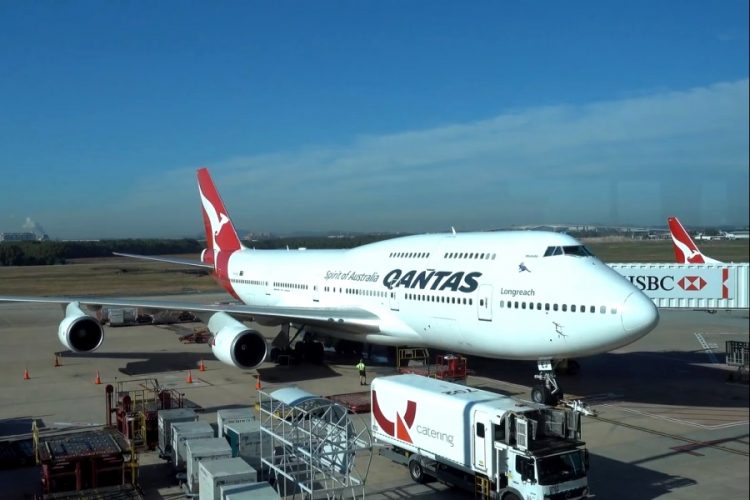 Авиакомпания Qantas совершила свободный от мусора полет