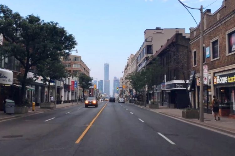 Музей в Торонто стал бесплатным для туристов до 25 лет