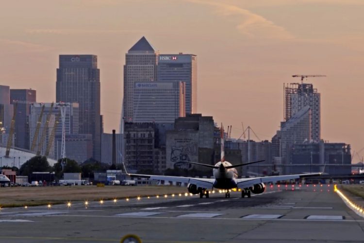 Движение самолетов в Британии изменят, несмотря на жалобы местного населения
