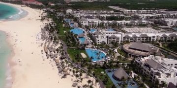 новость 24-06-2019 Hard Rock Hotel удалит дозаторы ликера из мини-баров