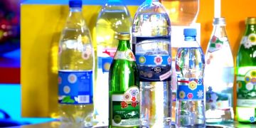 Все больше курортов просят приносить с собой стеклянные бутылки