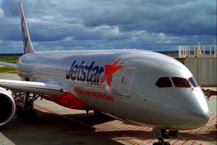На двух рейсах Jetstar Airways присутствовал больной корью пассажир