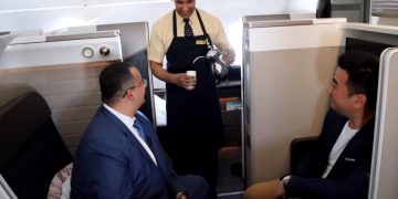 Руководитель Oman Air выдвигает ультиматум компании Boeing