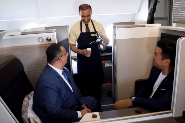 Руководитель Oman Air выдвигает ультиматум компании Boeing