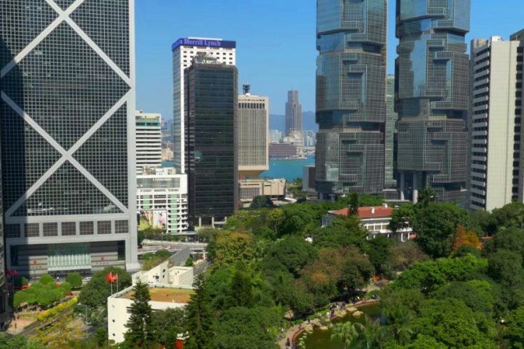 Поток китайских туристов в Северную Корею стал причиной ограничений