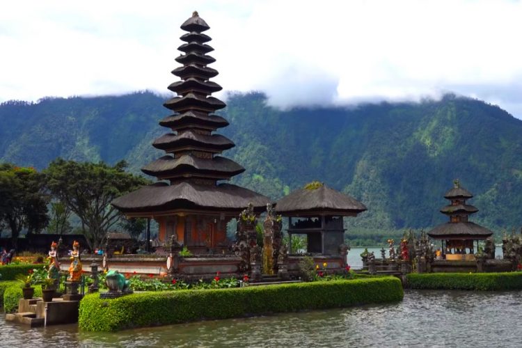 Исследование: отсутствие отпуска влияет на психическое здоровье