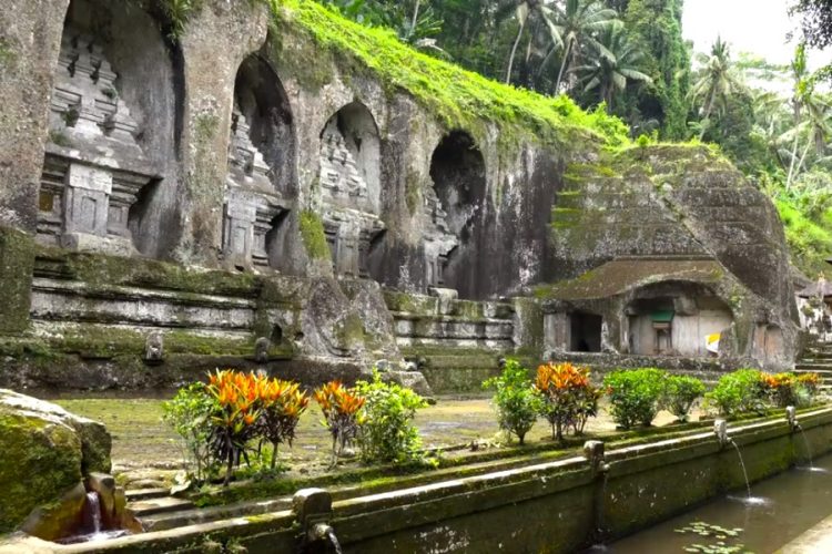 Менее половины всего мусора на острове Бали утилизируют