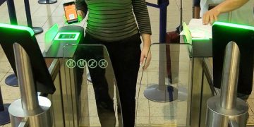 Началась 49-дневная акция протеста в лондонском аэропорту Лутон