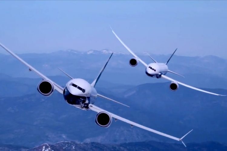 Испытания Boeing 737 Max с треском провалились