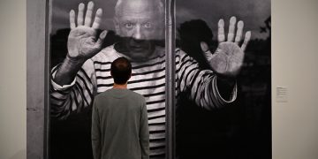 Музей Пикассо в Барселоне представил редкие фото художника