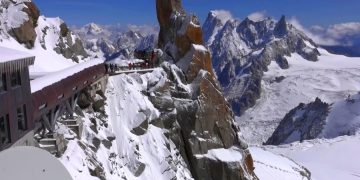 Альпинистов на горе Монблан искала полиция