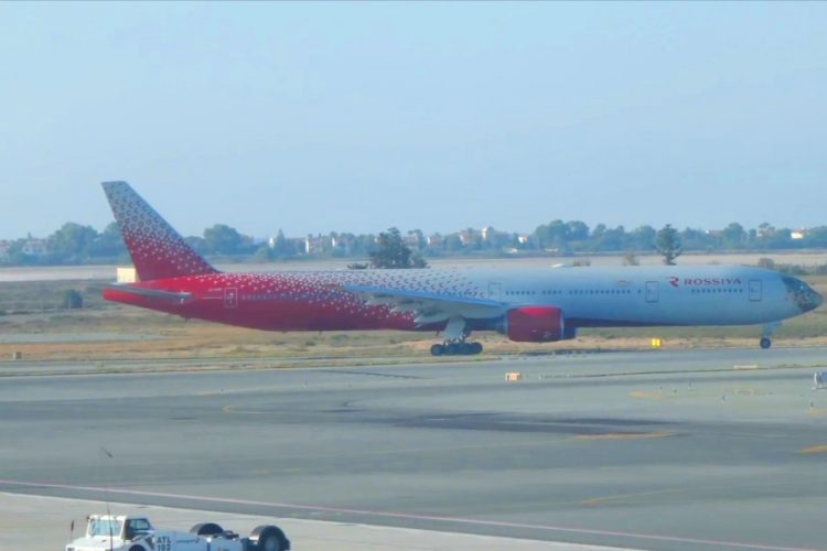 Российские авиакомпании могут остаться без самолетов