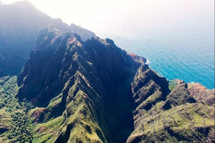 Гавайи обещают привести в порядок парк, который пострадал от вулкана Килауэа