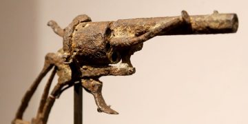 Револьвер, которым застрелился Винсент Ван Гог, продадут на аукционе