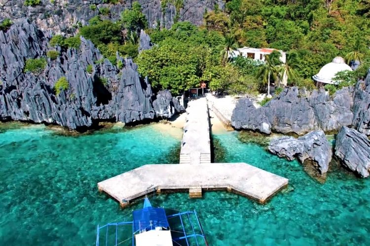 Китайские туристы наносят серьезный вред острову Боракай