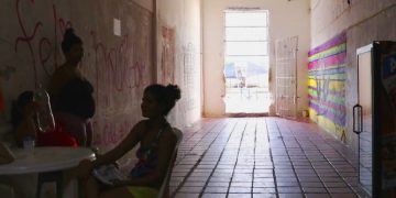 Ресторан в женской тюрьме Колумбии бьет рекорды по турпотоку