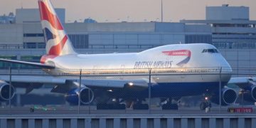 British Airways призывает пилотов отказаться от забастовок