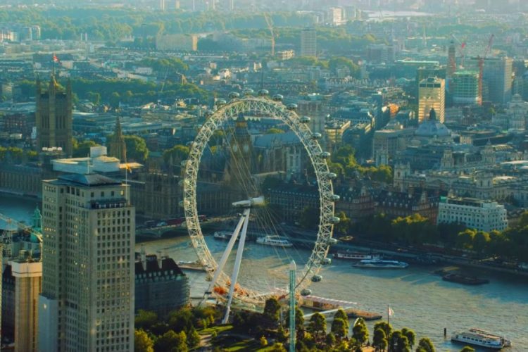 Фестиваль для свингеров проведут в Великобритании