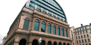 Новый отель в Лионе (Франция) открыли в здании бывшего роддома