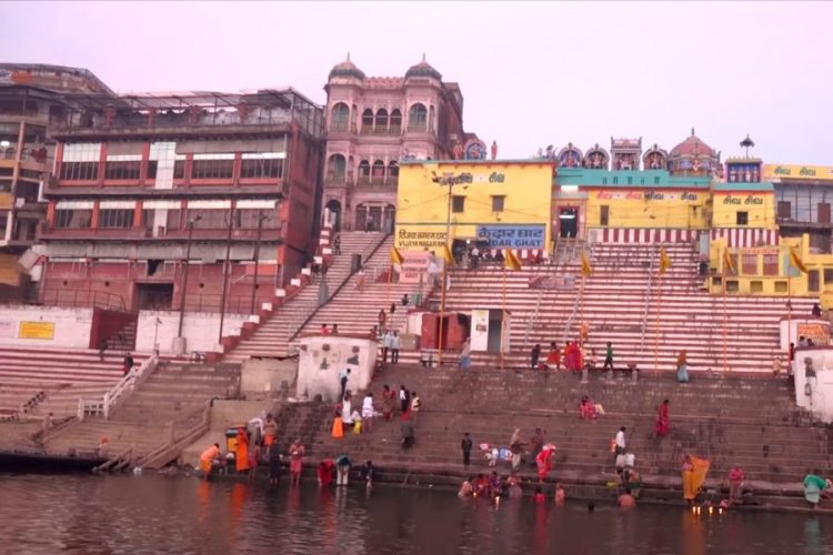 Во многих регионах Индии температура достигает 50° Цельсия