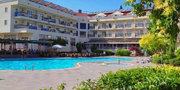 Millennium Hotels не может поделить с партнерами клиентов