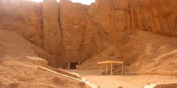 Египетские курорты начнут массово строить отели для китайцев?