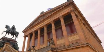 Россияне не отказываются от туров в Европу в 2019 году