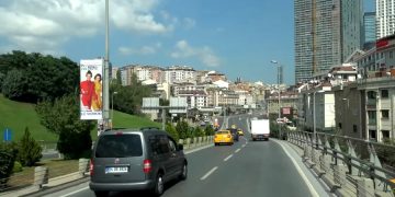 Стамбул занимает 8 место в мире по международным расходам