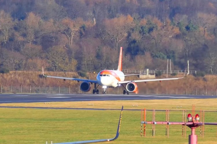 Тысячи пассажиров авиакомпании easyJet могут пострадать от забастовки