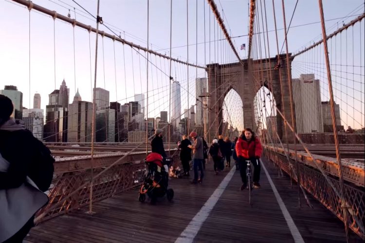 В Нью-Йорке проведут аукцион, посвященный гей-парадам и героям ЛГБТК