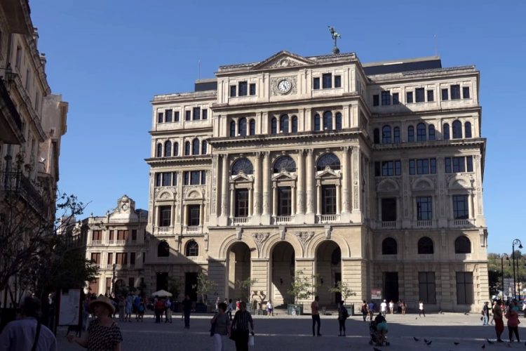 США снова запрещает круизы на Кубу