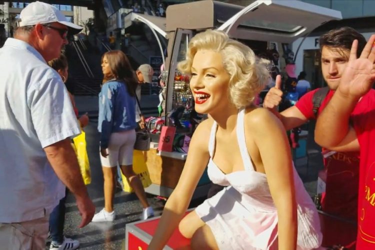 Вандал, который украл статую Мэрилин Монро в Голливуде, найден