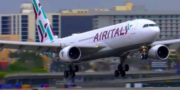 Авиакомпания Air Italy первой в Европе признает наличие пола "Х"