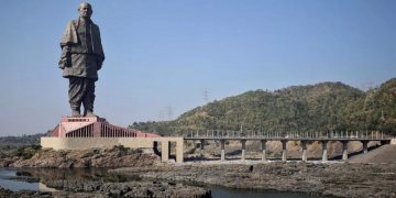 новость 03-07-2019 Статуя Единства в Гуджарате разочаровывает туристов
