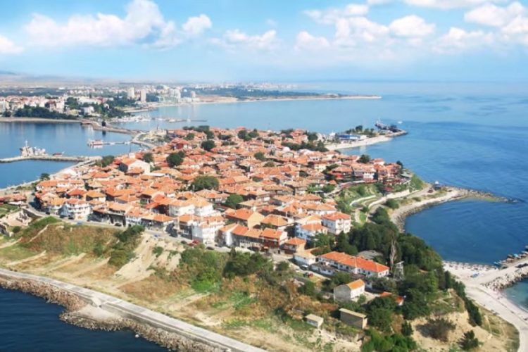 новость 06-07-2019 Министр туризма Болгарии прогнозирует спад туристического потока