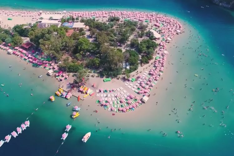 новость 23-07-2019 Увеличение числа туристов и доходов ожидает Турция