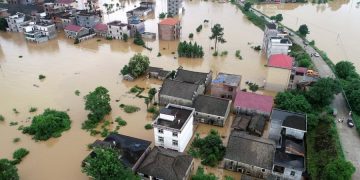 новость 16-07-2019 Южный Китай оказался во власти сильнейших дождей