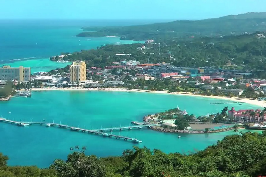 Почему у туристов страна Ямайка популярнее Доминиканы.