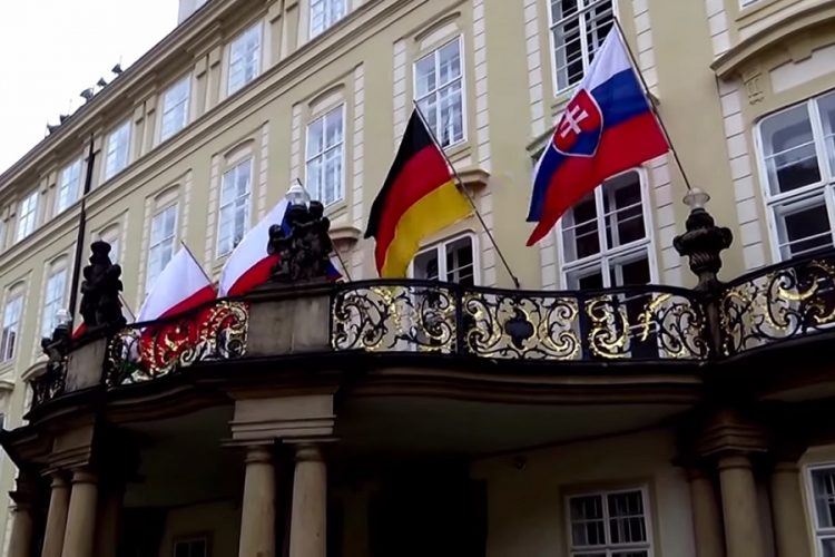 новость 02-07-2019 Пражский Град - самая посещаемая достопримечательность Чехии