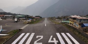 новость 13-07-2019 В Катманду самолет соскользнул с ВВП при заходе на посадку