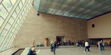 Музей Метрополитен посвятил выставку Луне