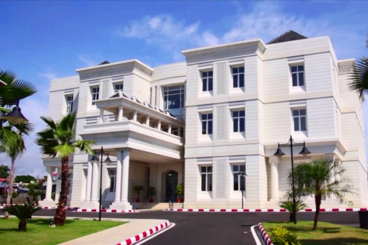 Роскошный курорт в Экваториальной Гвинее оказался ненужным