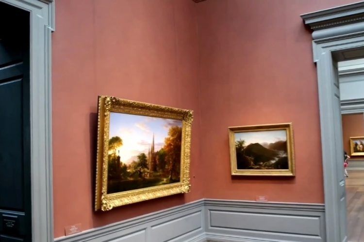 Лондонские активисты выступают против партнерства галереи и производителя топлива