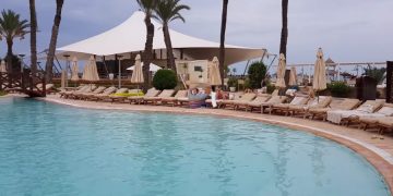 Подробности о деле российского туриста, получившего травму позвоночника в Тунисе