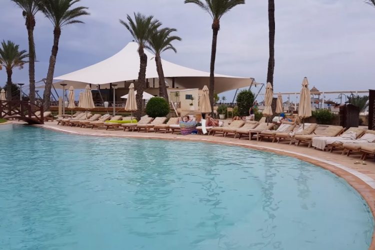 Подробности о деле российского туриста, получившего травму позвоночника в Тунисе