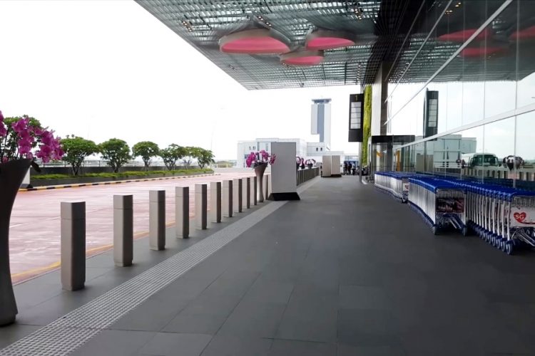 Сканеры в аэропорту неправильно идентифицируют трансгендеров