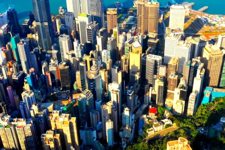 Демонстрации в Гонконге не убавили аппетит дальних туристов